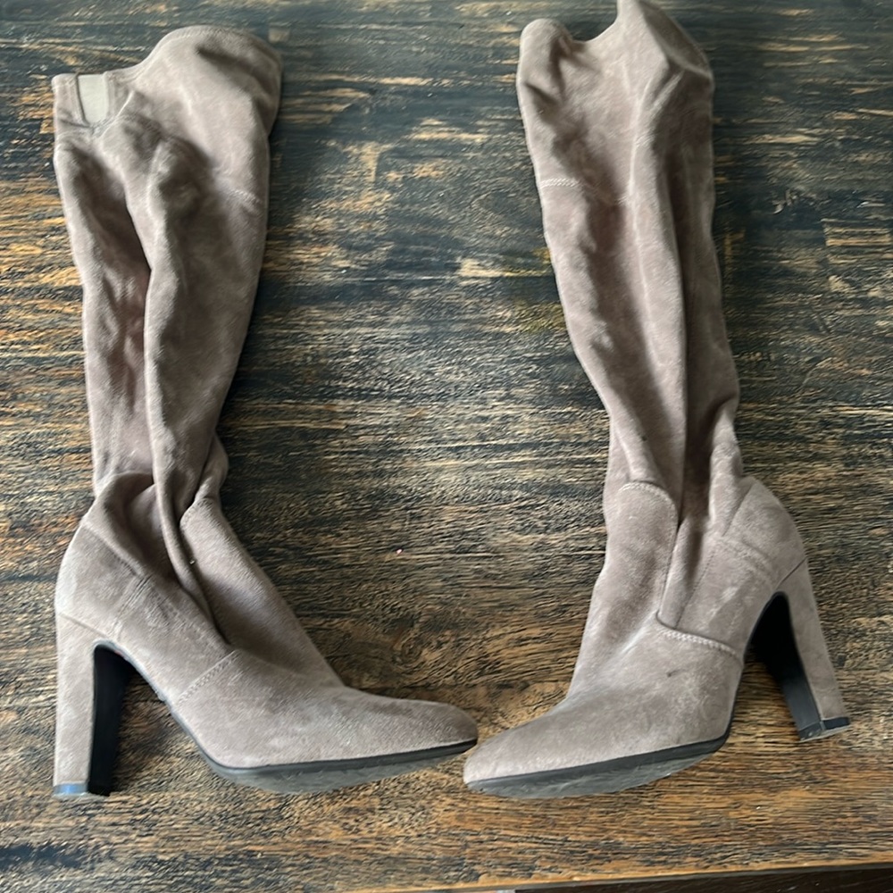 Tan suede boots